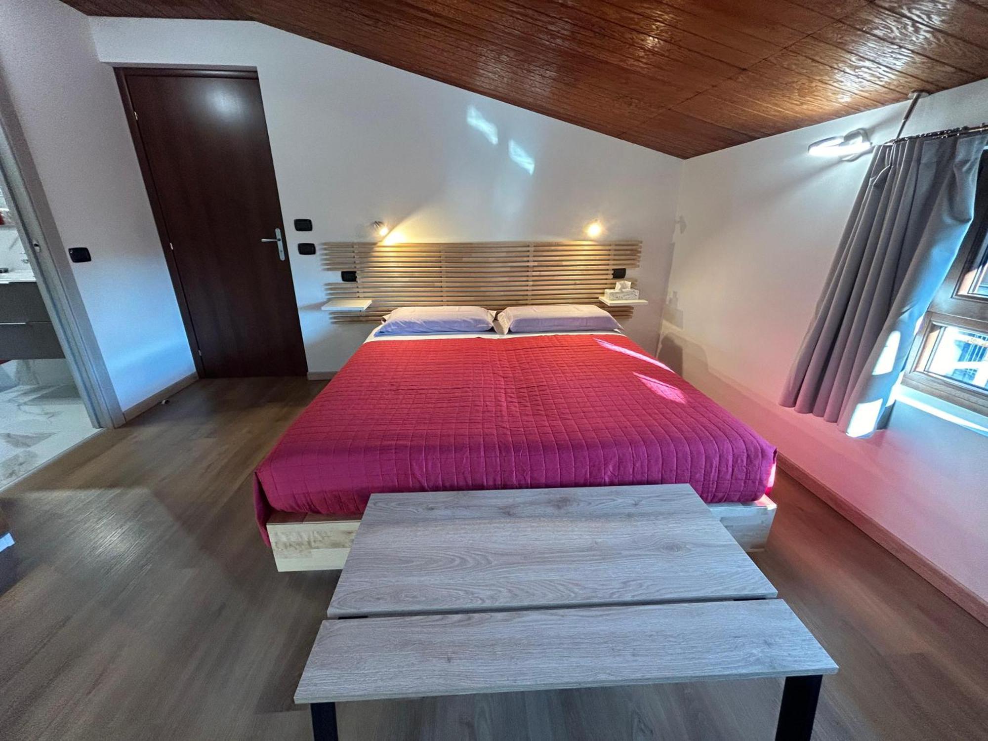 B&B Southitaly 부스토아르시치오 외부 사진